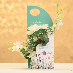 Door Handle Teal Box – A Midnight Gesture to Remember